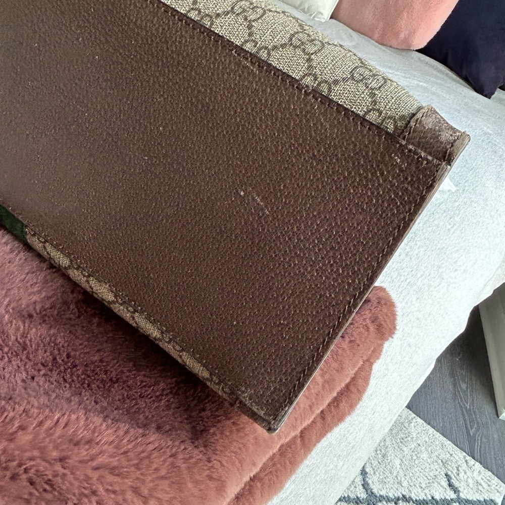 Gucci Large Monogram Structured Tote Handbag - Picture 13 of 16